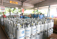 Giá gas tăng tháng thứ ba liên tiếp